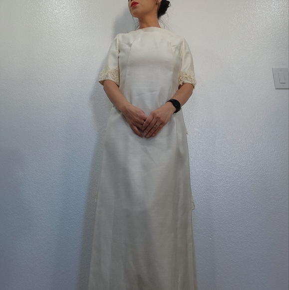 Dress - Picture 7 of 16